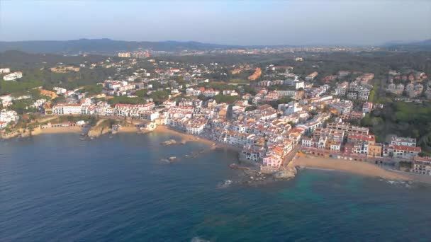 Imágenes Drones Sobre Costa Costa Brava Pequeño Pueblo Calella Palafrugell — Vídeo de stock