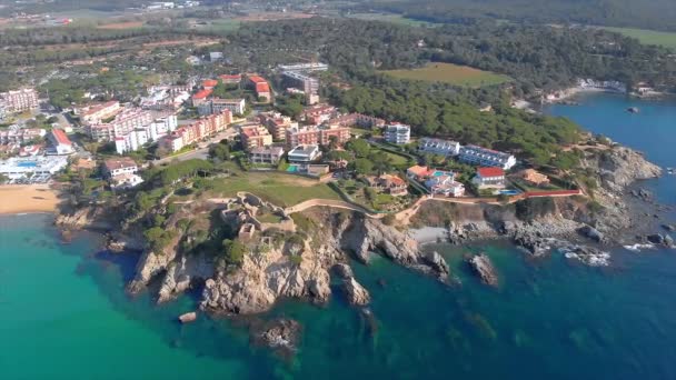 Materiał Drone Wybrzeżu Costa Brava Mała Wioska Fosca Hiszpanii — Wideo stockowe