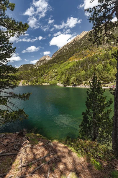 O belo Parque Nacional Aiguestortes i Estany de Sant Maurici da montanha dos Pirinéus espanhóis na Catalunha — Fotografia de Stock