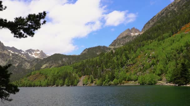Den Vackra Aiguestortes Estany Sant Maurici Nationalpark Spanska Pyrenéerna Katalonien — Stockvideo