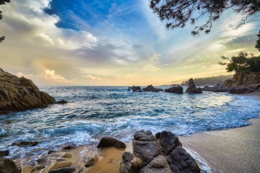 İspanya Costa Brava güzel günbatımı ışık, kasaba Palamos yakın