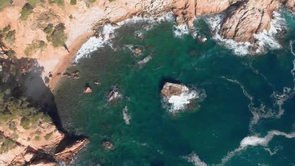 Luftaufnahmen Von Der Küste Costa Bravas Der Nähe Der Stadt — Stockvideo