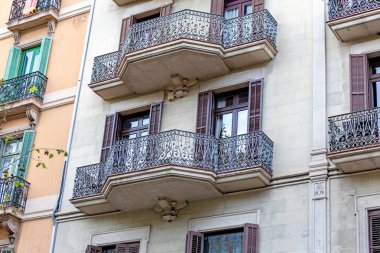 İspanya'da Barcelona'dan ilginç balkonlar