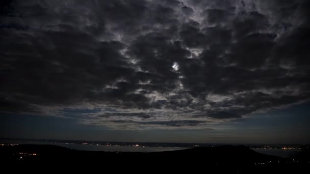 匈牙利巴拉顿湖附近夜间的时差镜头 — 图库视频影像