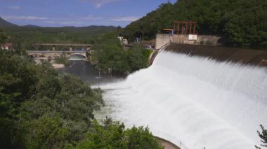 Pasteral köyündeki hidroelektrik santrali, İspanya Kataloğu