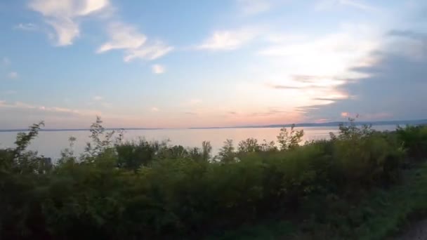 Pohled Vlaku Krásné Maďarské Krajiny Blízkosti Jezera Balaton — Stock video