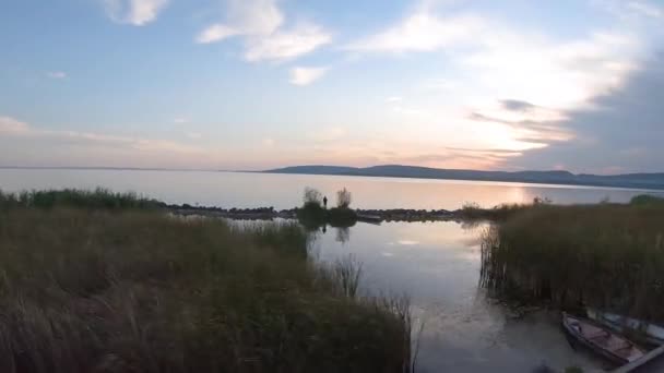 Vue Depuis Train Sur Magnifique Paysage Hongrois Près Lac Balaton — Video