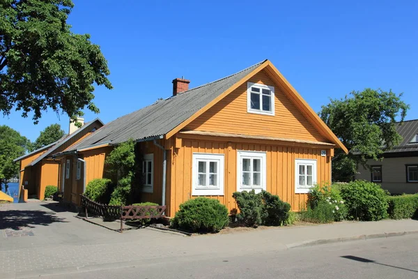 Trakai Λιθουανία Ιουνίου 2018 Trakai Ξύλινα Σπίτια Στη Λίμνη Galve — Φωτογραφία Αρχείου