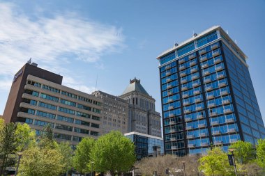 Greensboro, Nc - 18 Nisan 2018: Greensboro Kuzey Carolina şehir manzarası