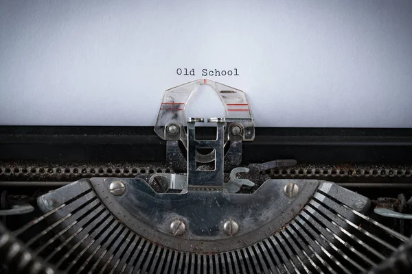 Mondat Régi Iskola Gépelt Egy Régi Typewriter — Stock Fotó