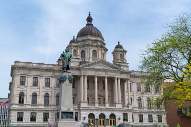 Syracuse, Ny - 14 Mayıs 2018: Onondaga Bölge adliye Columbus Circle Syracuse, New York