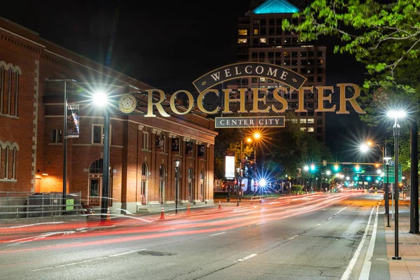 Rochester Maj 2018 Välkommen Till Rochester Skylt Längs South Clinton — Stockfoto