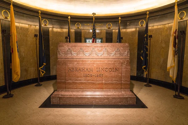 Σπρίνγκφιλντ Ιουνίου 2018 Τάφος Του Αβραάμ Λίνκολν Βρίσκεται Στο Νεκροταφείο — Φωτογραφία Αρχείου
