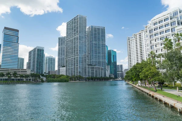 Rise Condominios Cerca Brickell Key Miami Florida — Foto de Stock