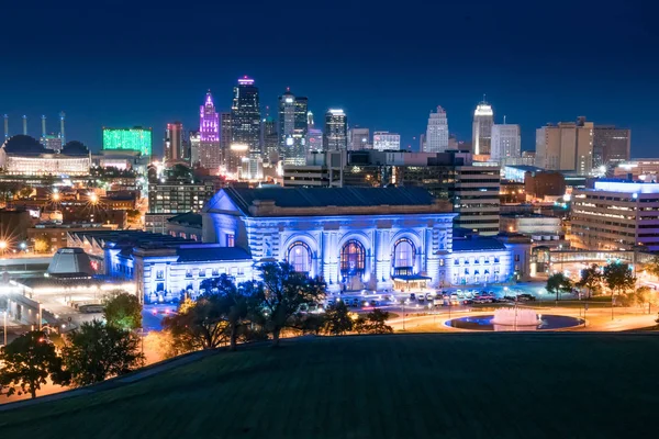 Kansas City horizonte nocturno —  Fotos de Stock