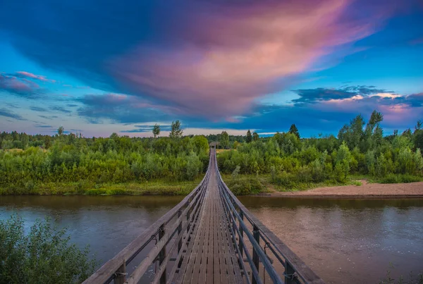 Hermoso Paisaje Matutino Puente Colgante Madera —  Fotos de Stock