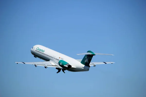 Amsterdam Holandia Maja 2018 Fka Carpatair Fokker F100 Startu Polderbaan — Zdjęcie stockowe