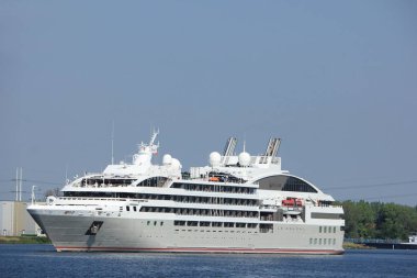 Velsen, Hollanda - Mayıs, 15 2018: Le Soleal sahibi ve Compagnie du Ponant tarafından işletilen