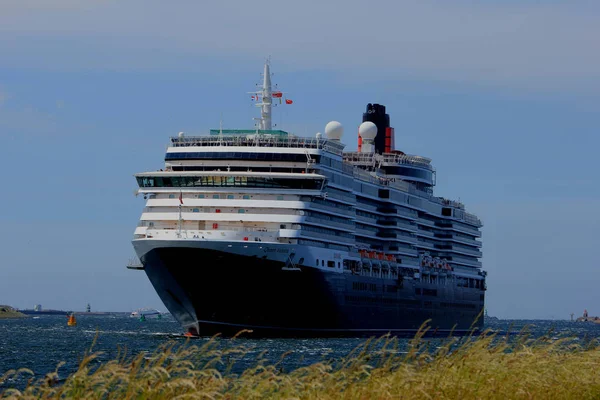 Ijmuiden Holanda Junho 2017 Rainha Vitória Cunard Canal Mar Norte — Fotografia de Stock