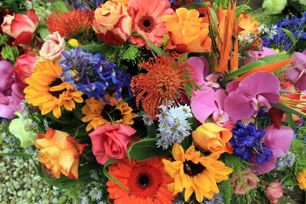 Arreglo Floral Mixto Varias Flores Diferentes Colores Para Una Boda — Foto de Stock