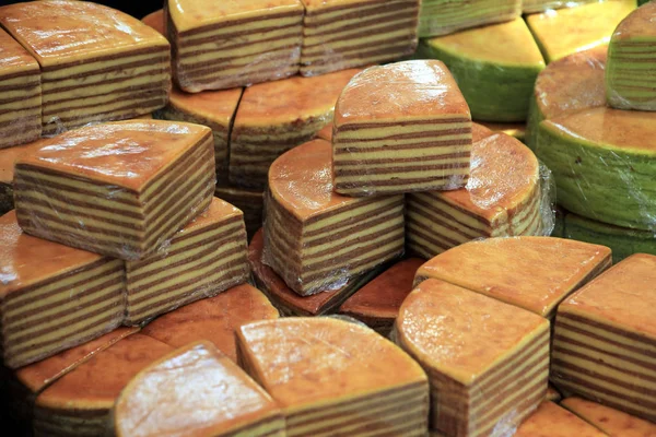 Spekkoek Frais Cuit Four Gâteau Traditionnel Indonésien Composé Jaunes Œufs — Photo