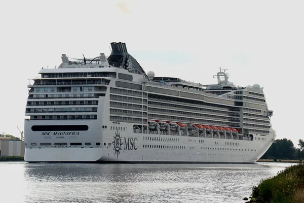 Velsen Netherlands July 5Th 2018 Msc Magnifica North Sea Canal — Stock Photo, Image