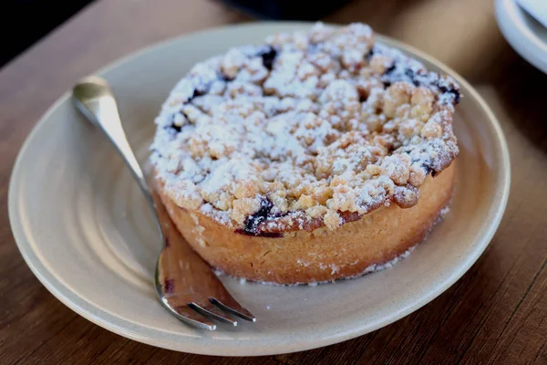 Confiserie Framboise Crumble Fraîche Sur Une Assiette — Photo