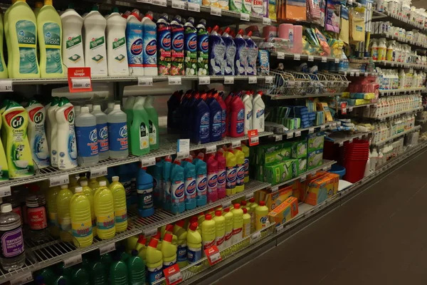 Haarlem Países Bajos Julio 2018 Varios Productos Limpieza Detergentes Supermercado —  Fotos de Stock