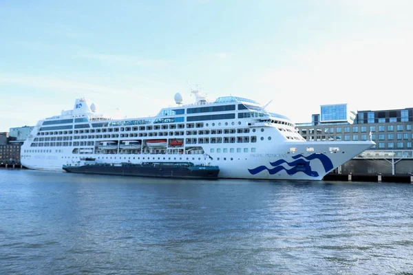 Amsterdã Holanda Setembro 2018 Pacific Princess Atracado Terminal Passageiros Amsterdã — Fotografia de Stock