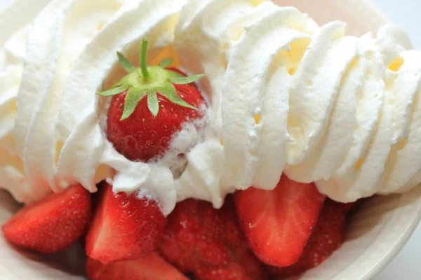 Healthy Summer Dessert Fresh Strawberries Cream — Stock Photo, Image