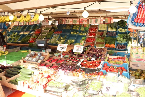 Haarlem Holanda Outubro 2018 Frutas Legumes Mercado Texto Holandês Sobre — Fotografia de Stock