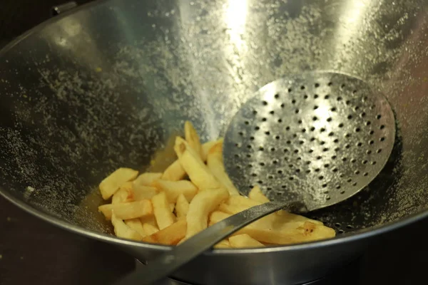 Fast Food Restaurant Kitchen Frying Equipment Raw French Fries — Stock Photo, Image