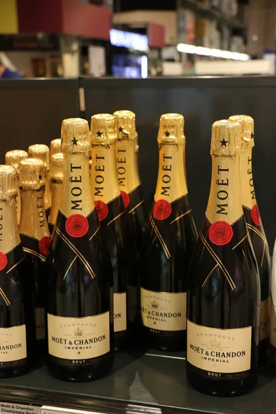Beverwijk Niederlande Oktober 2018 Moet Chandon Champagner Einem Spirituosenladen Moet — Stockfoto