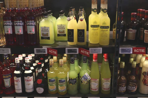 Beverwijk Netherlands October 26Th 2018 Liquor Store Alcoholic Beverages Bottles — Stock Photo, Image