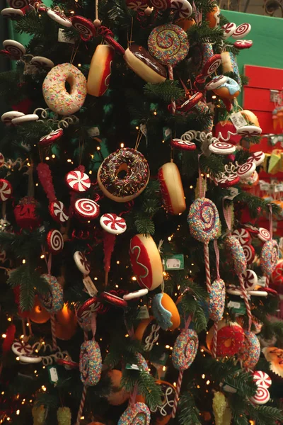 Aalsmeer Holanda Novembro 2018 Decorações Natal Doces Uma Árvore Natal — Fotografia de Stock