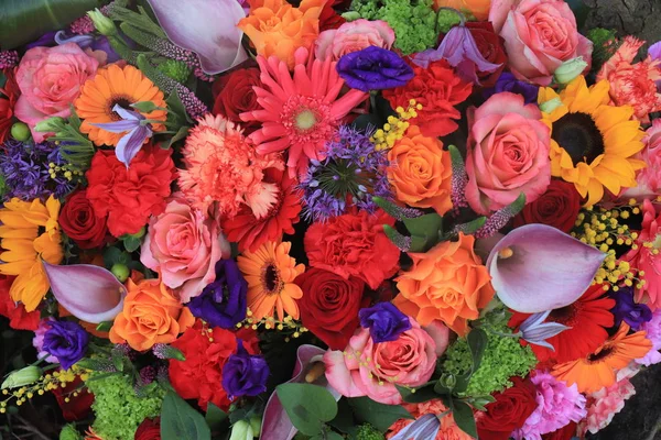 Kleurrijke Bloemen Een Grote Gemengde Boeket — Stockfoto