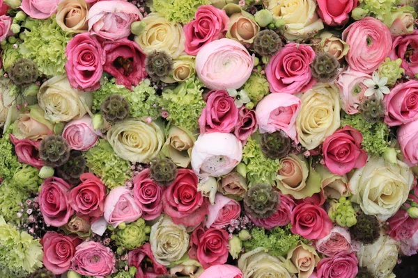 Pink wedding flowers — Stock Photo, Image