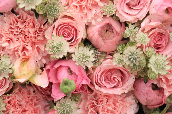 Pink wedding flowers