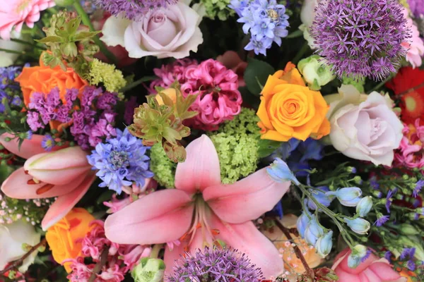 Barevné svatební květiny — Stock fotografie