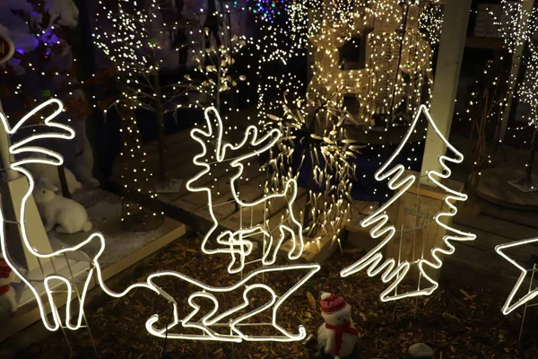 Cruquius, Holanda - 26 de outubro de 2018: Decorações de iluminação de Natal — Fotografia de Stock