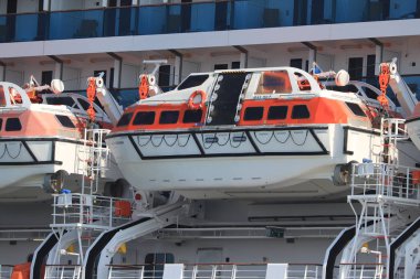 Ijmuiden, Hollanda - 7 Nisan 2019 Costa Mediterranea Felison Cruise Terminali'ne demirledi