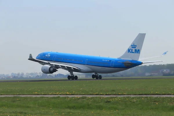 Amsterdã Países Baixos 22 de abril de 2019: PH-AON KLM Royal Dutch Airlines Airbus A330-200 — Fotografia de Stock