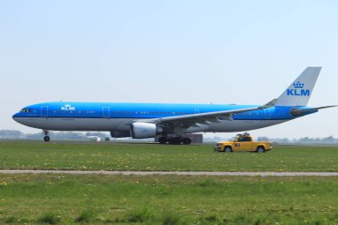 Amsterdam Hollanda - 22 Nisan 2019: Ph-Aka Klm Royal Dutch Airlines Airbus A330-303