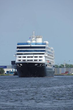 Velsen, Hollanda - 21 Haziran 2017: Azamara Journey - Azamara Kulüp Cruises