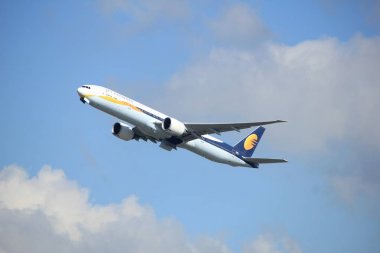 Amsterdam Hollanda - 23 Eylül 2017: Vt-Jeh Jet Airways Boeing 777-35r