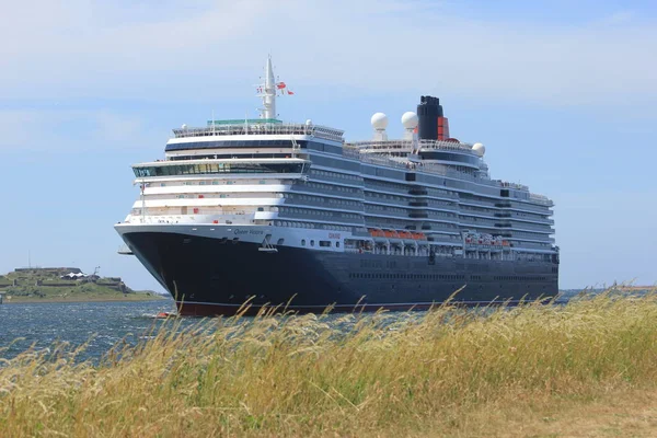 IJmuiden, Hollandia - június 5.-2017: Queen Victoria, Cunard — Stock Fotó