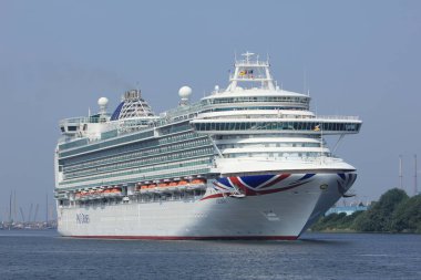 Velsen, Hollanda - 29 Mayıs 2018: Azura P & O Cruises