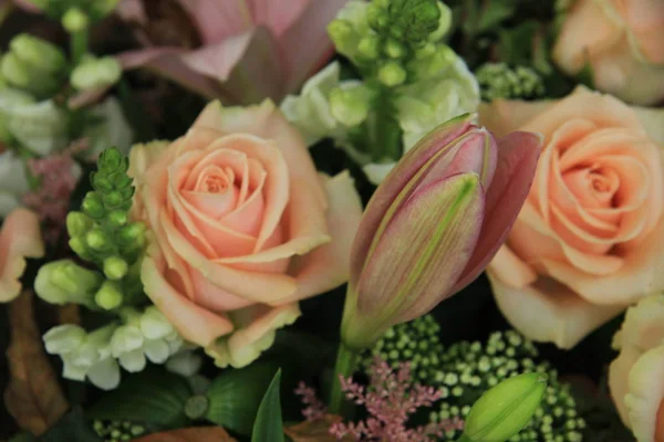 Pink wedding flowers — Stock Photo, Image