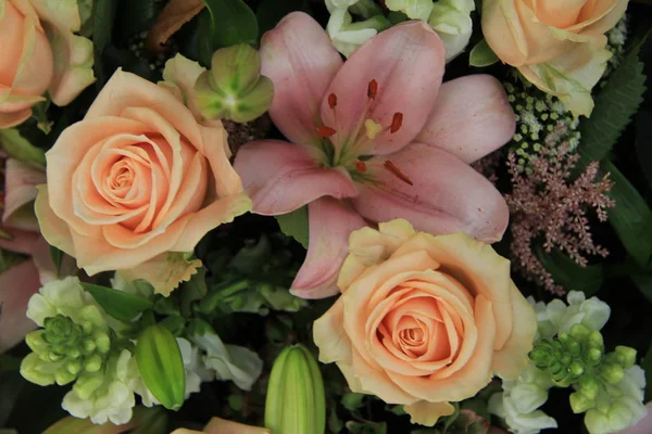 Flores de boda rosa —  Fotos de Stock