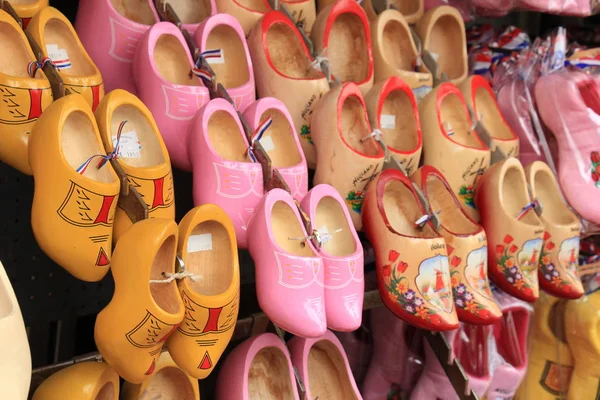 Colorful Dutch clogs — Stock Photo, Image